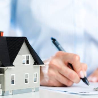 Comprar o produto de Corretor de Imóveis em Dias D'Ávila – Conduzindo Você ao Seu Novo Lar em Salvador/BA em Imobiliárias - Corretores de Imóveis em Salvador, BA por Solutudo