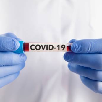 Comprar o produto de Teste de COVID - 19  em Laboratórios Clínicos em Botucatu, SP por Solutudo