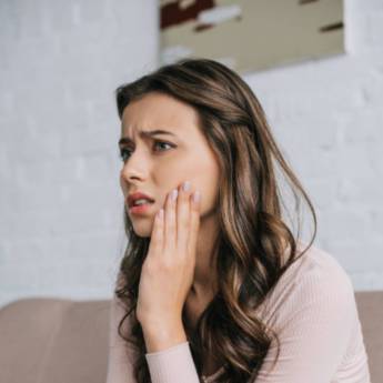 Comprar o produto de Fisioterapia nas Disfunções Temporomandibulares e Dor Orofacial em Fisioterapia em Botucatu, SP por Solutudo