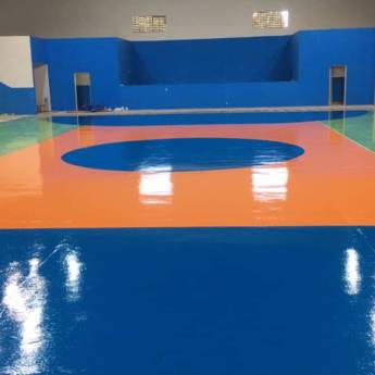 Comprar o produto de Aplicação de Tinta Epóxi em Quadras Poliesportivas - Durabilidade e Segurança em Barra Bonita em Produtos de Limpeza em Jaú, SP por Solutudo