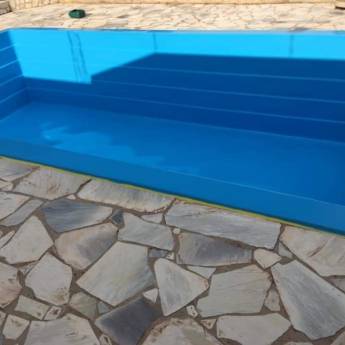 Comprar o produto de Aplicação de Tinta Epóxi em Piscinas - Beleza e Durabilidade em Barra Bonita em Produtos de Limpeza em Jaú, SP por Solutudo