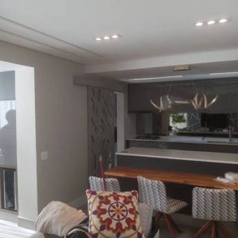 Comprar o produto de Móveis para Salas Planejadas - Conforto e Estilo em Santo André em Móveis Planejados - Marcenarias em Santo André, SP por Solutudo