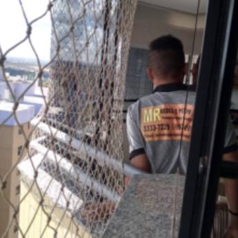 Comprar o produto de Redes de Proteção na Asa Norte: Segurança Residencial e Conforto Urbano em Redes de Proteção pela empresa Mr Redes E Persianas na Asa Norte em Brasília, DF por Solutudo