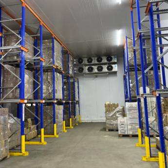 Comprar o produto de Câmaras Frias de Grande Porte - Manutenção e Projetos Personalizados em São José do Rio Preto em Refrigeração - Assistência Técnica pela empresa Refrigeração Refri - Técnica em São José do Rio Preto, SP por Solutudo