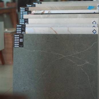 Comprar o produto de Pisos em Araçatuba em Pisos em Araçatuba, SP por Solutudo