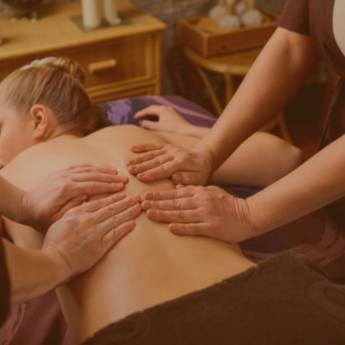 Comprar produto Massagem Quatro Mãos em Bauru em Massagem pela empresa Breathe Terapias em Bauru, SP