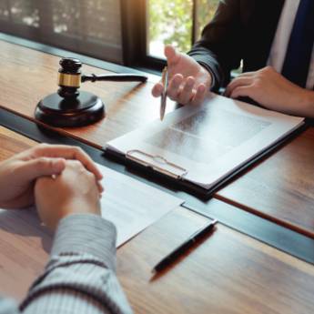 Comprar o produto de Assistência em Legítima Defesa em Nossos Serviços em Americana, SP por Solutudo