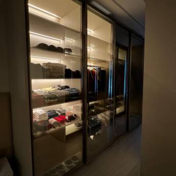 Comprar o produto de Closet Planejado Tescal – Organização com charme em São Lourenço do Oeste em Móveis Planejados - Marcenarias em São Lourenço do Oeste, SC por Solutudo