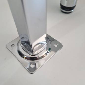 Comprar o produto de Pé para Móveis com Regulagem - Estabilidade e Adaptabilidade em Cada Detalhe em Carpintaria - Estruturas e Produtos de Madeira em Goiânia, GO por Solutudo