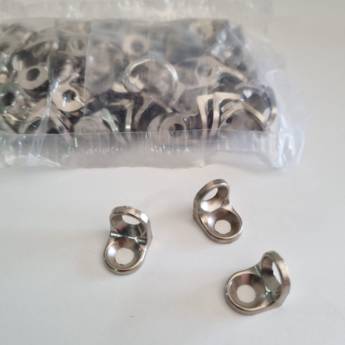 Comprar o produto de Suporte Cromado de 2 Furos - Durabilidade e Elegância para seus Projetos em Carpintaria - Estruturas e Produtos de Madeira em Goiânia, GO por Solutudo