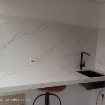 Comprar o produto de Pia para Cozinha em Porcelanato - Beleza e Durabilidade para o Coração da Casa em Porcelanatos em São Bernardo do Campo, SP por Solutudo