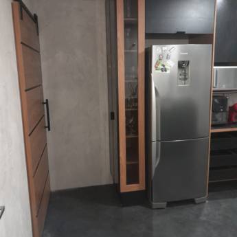 Comprar o produto de Armário de Cozinha Planejado - Organização e Estilo Personalizado - São Paulo em Móveis Planejados - Marcenarias em São Paulo, SP por Solutudo