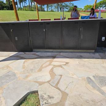 Comprar o produto de Gabinete Metálico para Área Gourmet - Durabilidade e Estilo - Guarulhos em Móveis Planejados - Marcenarias em Guarulhos, SP por Solutudo