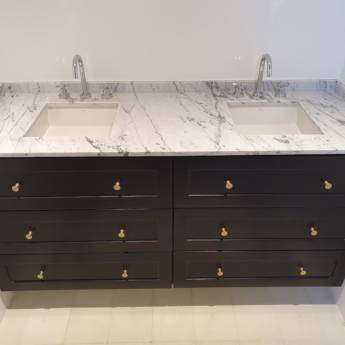 Comprar o produto de Gabinete de Banheiro - Elegância e Praticidade para seu Espaço - Guarulhos em Móveis Planejados - Marcenarias em Guarulhos, SP por Solutudo