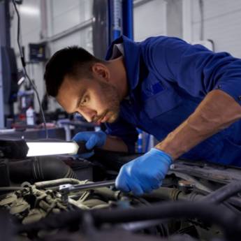 Comprar o produto de Oficina Mecânica Especializada em Carros Toyota em Avaré: Cuidado Exclusivo para Seu Veículo em Oficinas Mecânicas para Carros em Avaré, SP por Solutudo