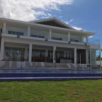 Comprar o produto de Construtora na Riviera de Santa Cristina XIII - Qualidade Superior e Compromisso em Construtoras em Riviera de Santa Cristina XIII, SP por Solutudo