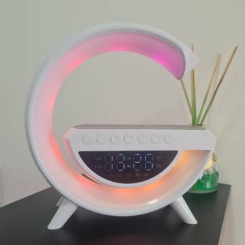 Comprar o produto de Caixa de Som G Despertador Luminária e Rádio - Tecnologia e Conforto em Alexânia em Assistência Técnica pela empresa iPower Tech em Alexânia, GO por Solutudo