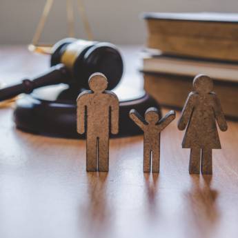 Comprar o produto de Direito da Família em Campo Mourão: Proteção e Orientação Jurídica para Questões Familiares em Advocacias em Campo Mourão, PR por Solutudo