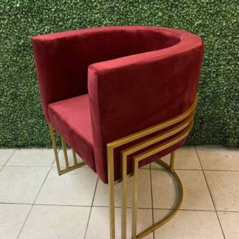 Comprar o produto de Poltrona Betina - Conforto e Estilo para Seu Lar em Francisco Morato, SP em Móveis em Francisco Morato, SP por Solutudo