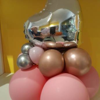 Comprar o produto de Arranjo de Balões de Mesa em Arranjos de Mesa em Mineiros, GO por Solutudo