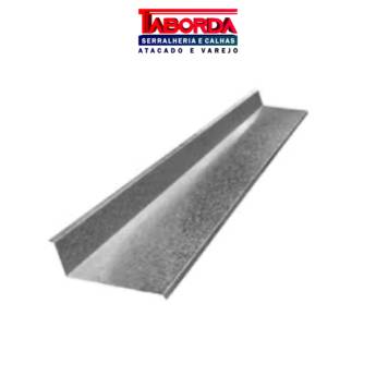 Comprar o produto de Rufo de encosto em Calhas - Inox em Botucatu, SP por Solutudo Comprar o produto de Rufo de encosto em Calhas - Inox em Botucatu, SP por Solutudo