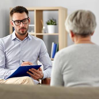 Comprar o produto de Psicoterapia para Idosos - Autoconhecimento e Transformação - Nova Odessa, SP em Psicologia em São Paulo, SP por Solutudo