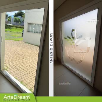 Comprar o produto de Adesivo Jateado para Portas, Janelas e Vitrines em Bauru em Envelopamento em Bauru, SP por Solutudo