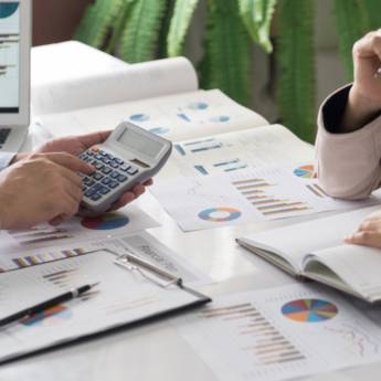 Comprar o produto de Contabilidade Especializada - Transparência e Eficiência - Brasília/DF em Contabilidade em Brasília, DF por Solutudo