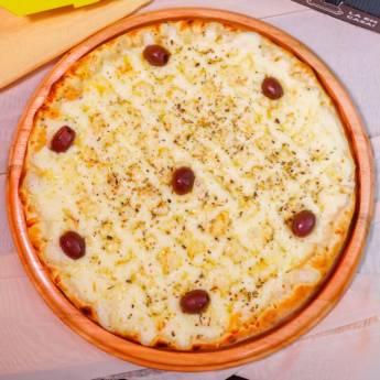 Comprar o produto de Quatro Queijos em Pizzas em Mineiros, GO por Solutudo