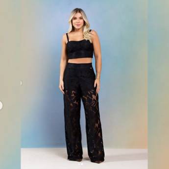 Comprar o produto de TOP E CALÇA DE RENDA PRETO em Roupas Femininas em Americana, SP por Solutudo