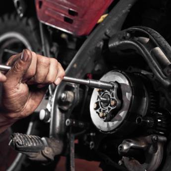 Comprar o produto de Auto Serviços em Teresina - Atendimento Completo para Seu Veículo em Oficinas Mecânicas para Carros pela empresa O Murilão Auto Serviços em Teresina, PI por Solutudo