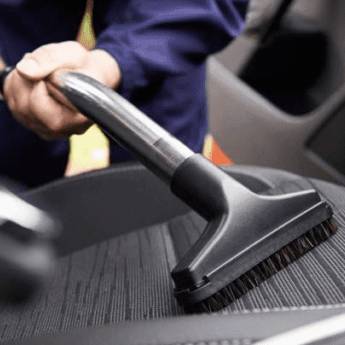 Comprar o produto de Higienização de veículos em Higienização e Lavagem de Carpete - Tapetes - Capachos em Botucatu, SP por Solutudo