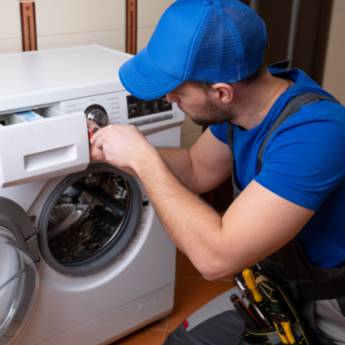 Comprar o produto de Higienização Interna da Máquina de Lavar - Solução Completa para Todos os Códigos de Erro - São Bernardo do Campo em Assistência Técnica para Eletrônicos - Eletrodomésticos em São Bernardo do Campo, SP por Solutudo