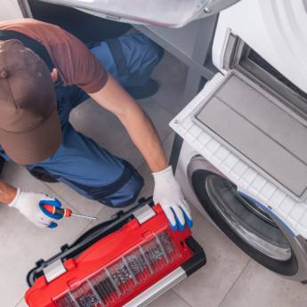 Comprar o produto de Conserto de Lava e Seca - Serviço Especializado e Confiável em São Bernardo do Campo em Assistência Técnica para Eletrônicos - Eletrodomésticos em São Bernardo do Campo, SP por Solutudo