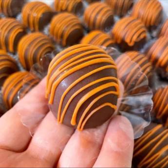 Comprar o produto de Doces Gourmet em Bolos em Botucatu, SP por Solutudo Comprar o produto de Doces Gourmet em Bolos em Botucatu, SP por Solutudo