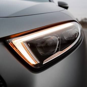 Comprar o produto de Regulagem de Farol com Precisão e Segurança em Teresina em Oficinas Mecânicas para Carros pela empresa O Murilão Auto Serviços em Teresina, PI por Solutudo