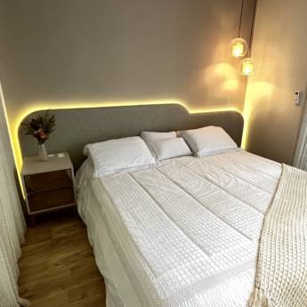 Comprar o produto de Quarto Planejado - Conforto e Personalização - Joinville em Móveis Planejados - Marcenarias em Joinville, SC por Solutudo