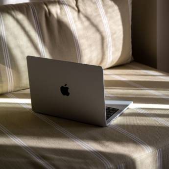 Comprar o produto de Assistência Técnica Macbook Pro - Excelência e Precisão em Vila Velha em Macbooks em Vila Velha, ES por Solutudo