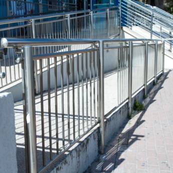 Comprar o produto de Grades de Segurança - Proteção e Estilo em Avaré em Serralherias - Estruturas em Avaré, SP por Solutudo