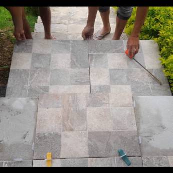 Comprar o produto de Colocação de Piso em Construção em Guarulhos, SP por Solutudo