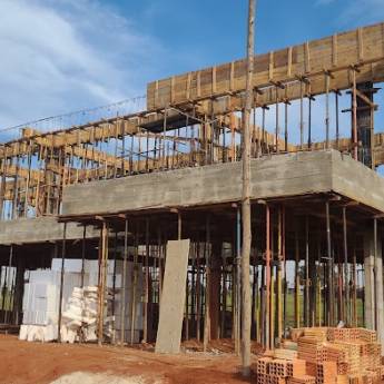 Comprar o produto de Construções de Alto Padrão e Prédios Comerciais - Excelência em Riviera de Santa Cristina XIII, SP em Engenharia - Engenheiros em Riviera de Santa Cristina XIII, SP por Solutudo