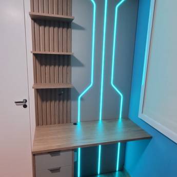 Comprar o produto de Mesa Game com LED Personalizado - Experiência Imersiva em Guarulhos em Móveis Planejados - Marcenarias em Guarulhos, SP por Solutudo Comprar o produto de Mesa Game com LED Personalizado - Experiência Imersiva em Guarulhos em Móveis Planejados - Marcenarias em Guarulhos, SP por Solutudo