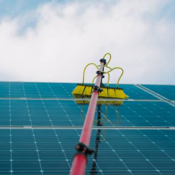Comprar o produto de Limpeza de Placa Solar - Maximize o Desempenho em Lins em Energia Solar em Lins, SP por Solutudo