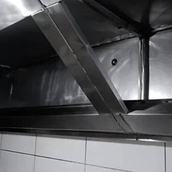 Comprar o produto de Limpeza e Manutenção de Coifas em Reparação e Manutenção  em Vila Velha, ES por Solutudo