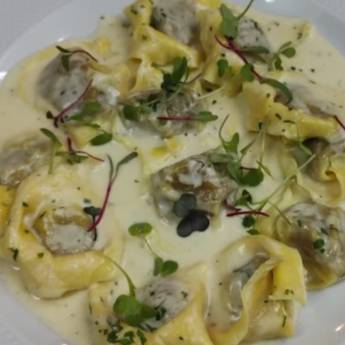 Comprar o produto de Capeletti de carne em Restaurantes em Jundiaí, SP por Solutudo