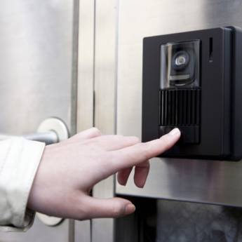Comprar o produto de Instalação de Interfones - Comunicação Segura e Eficiente em Avaré, SP em Interfones em Avaré, SP por Solutudo