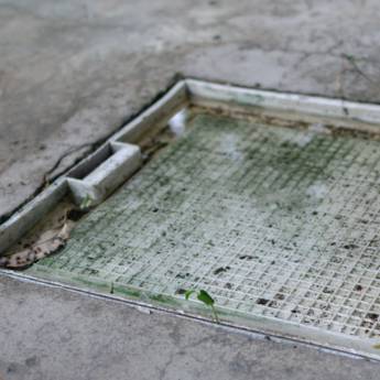 Comprar o produto de Limpeza de Caixa de Gordura e Esgoto em Geral - Solução Completa em Joinville em Desentupidoras em Joinville, SC por Solutudo