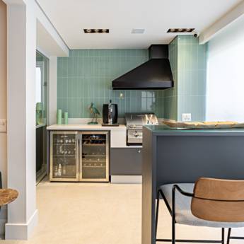 Comprar o produto de Projetos de Interiores Finalizados em Design de Interiores em Santa Bárbara Resort Residence, SP por Solutudo