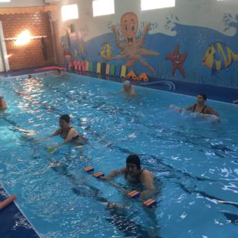 Comprar o produto de Hidroginástica - Condicionamento Físico com Baixo Impacto em Avaré, SP em Ginástica em Avaré, SP por Solutudo