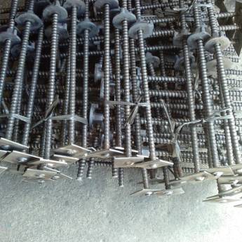 Comprar o produto de Escoramento Metálico: Segurança e Eficiência em Obras - Carapicuíba, SP em Escora em Carapicuíba, SP por Solutudo